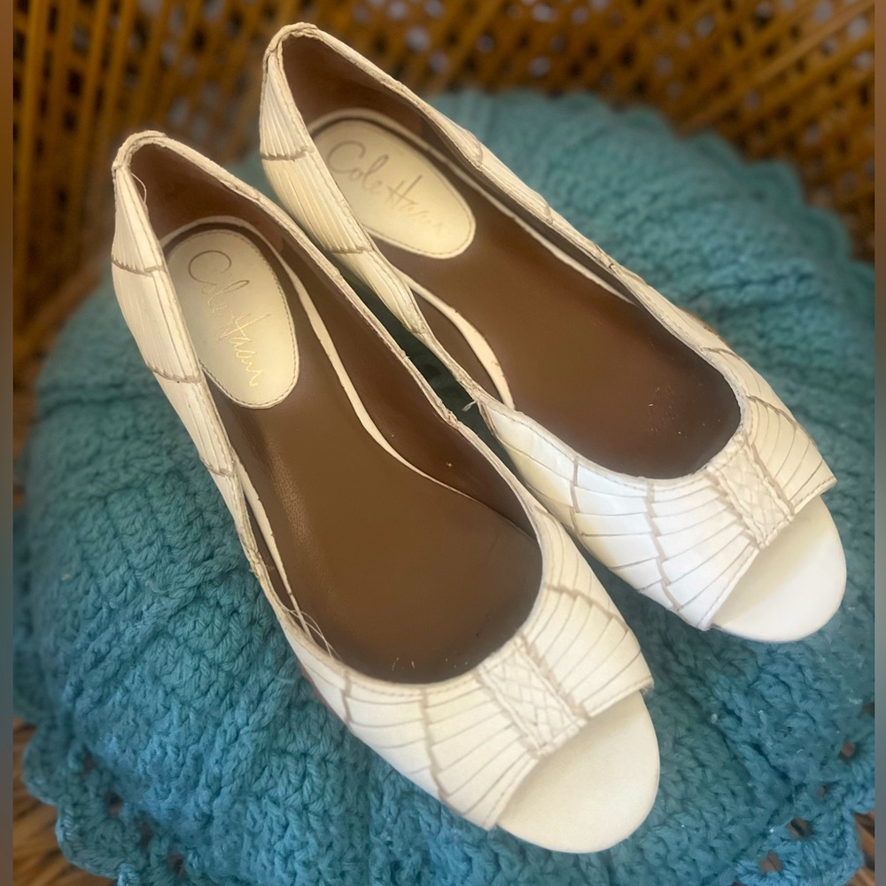 Cole Haan Nike Air Bria Huarache Open Toe Shoes Size 7 1/2 Off-White/Ivory
